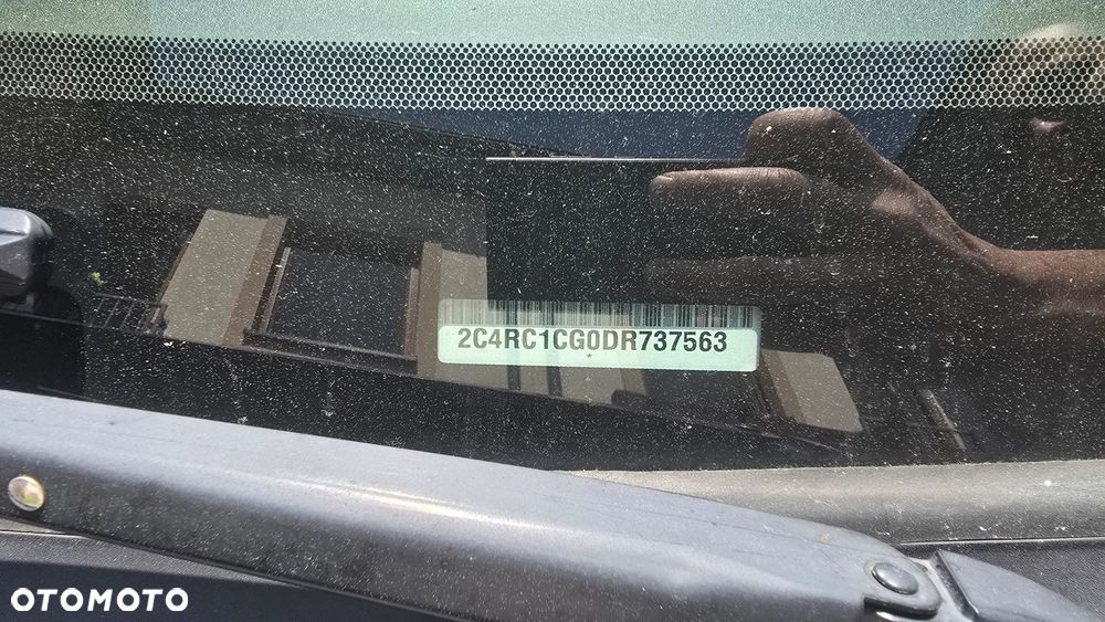Chrysler Town & Country 3.6 Limited - 28