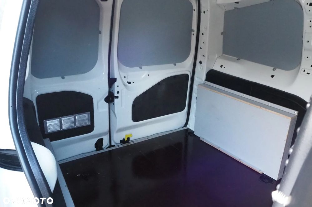 Citroën BERLINGO - 37