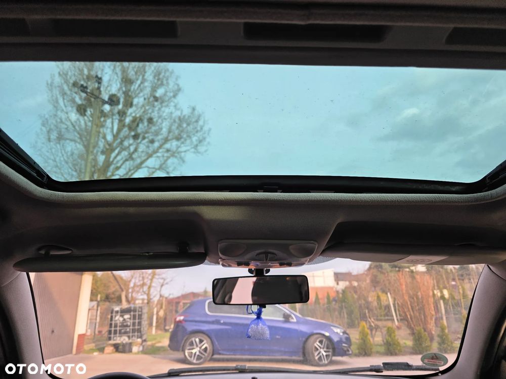 Alfa Romeo 147 1.6 Twin Spark Distinctive - 10