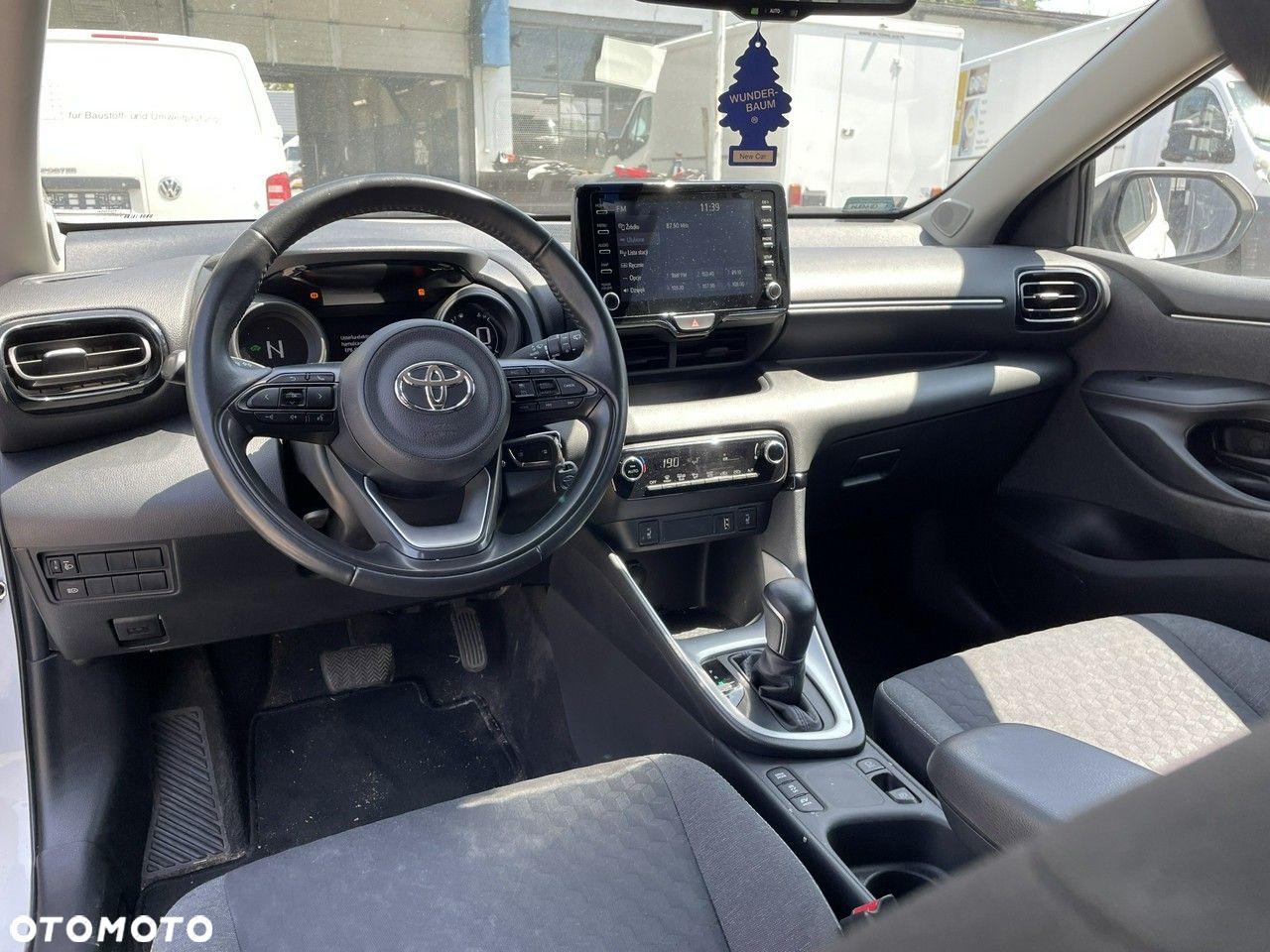 Toyota Yaris - 16