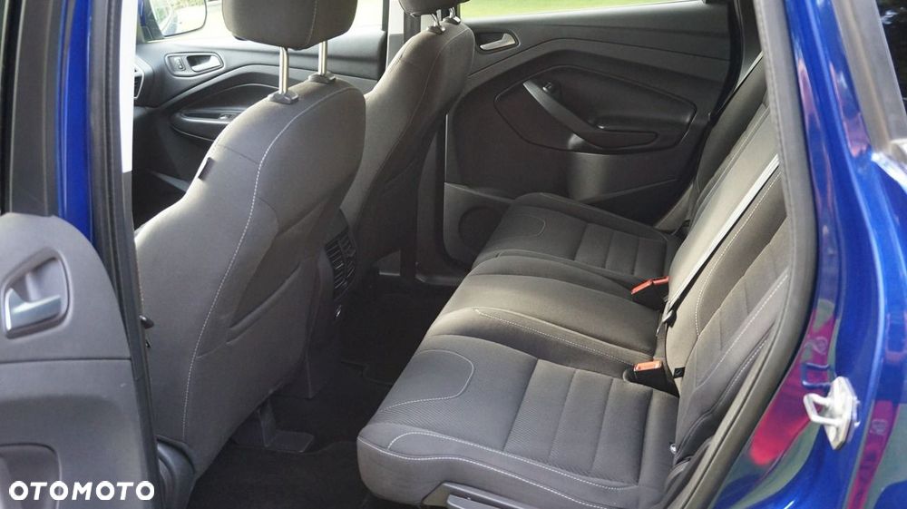 Ford Kuga - 9