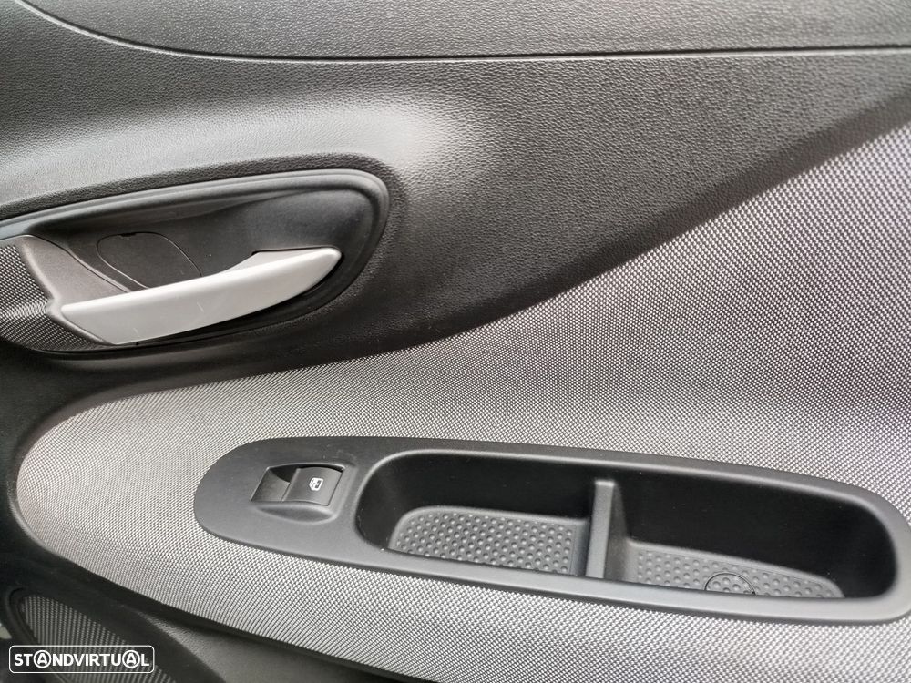 Fiat Punto Evo 1.3 M-Jet Dynamic - 33