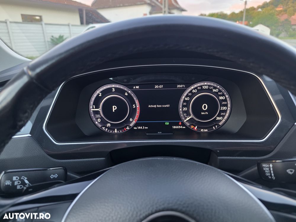 Volkswagen Tiguan 2.0 TDI SCR 4MOTION DSG Highline - 19