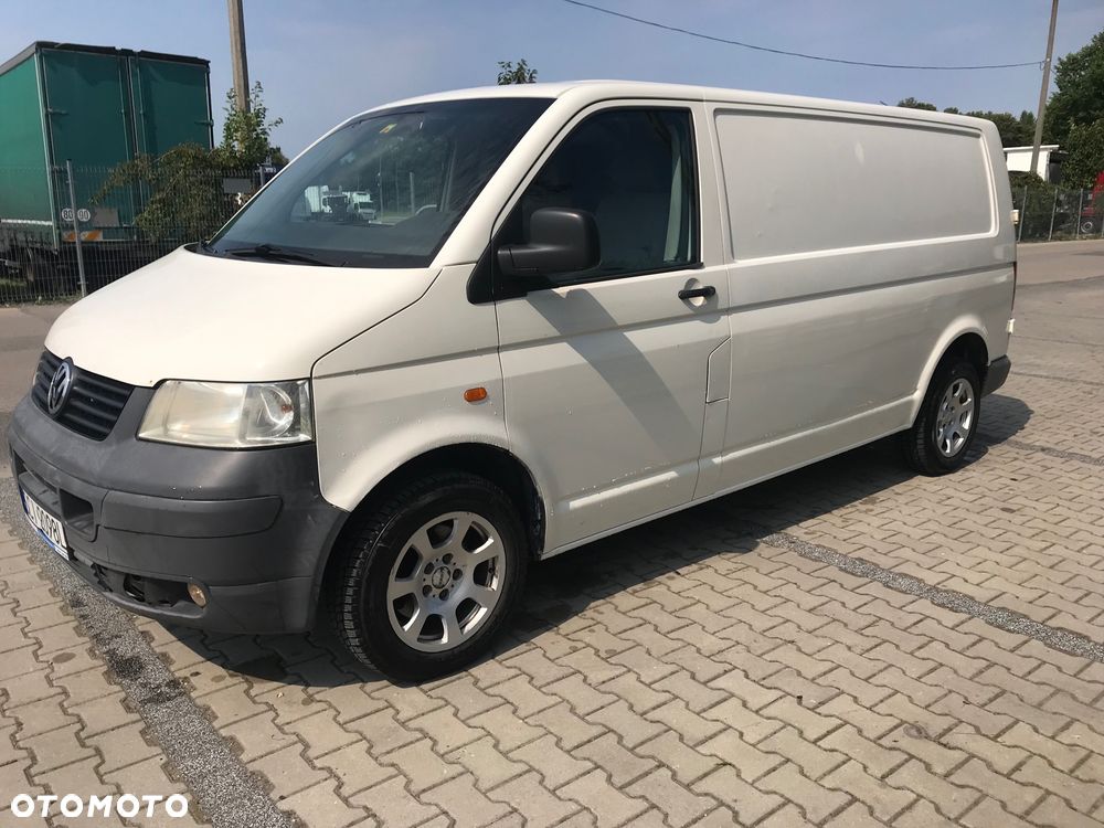 Volkswagen Transporter - 1
