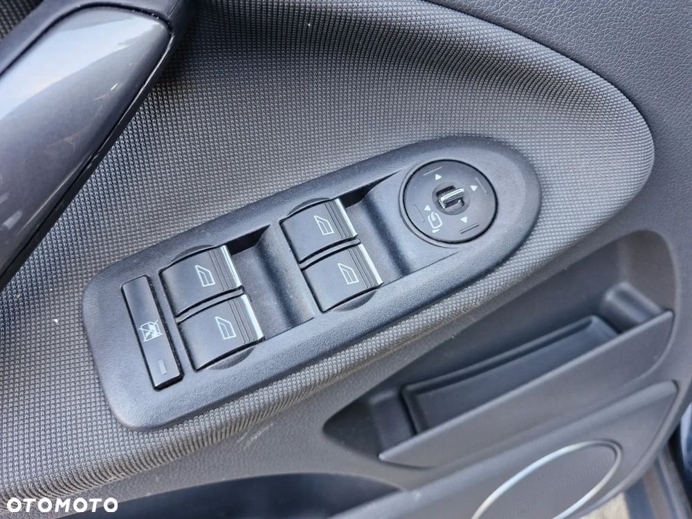 Ford Kuga 2.0 TDCi 4x4 Titanium - 17