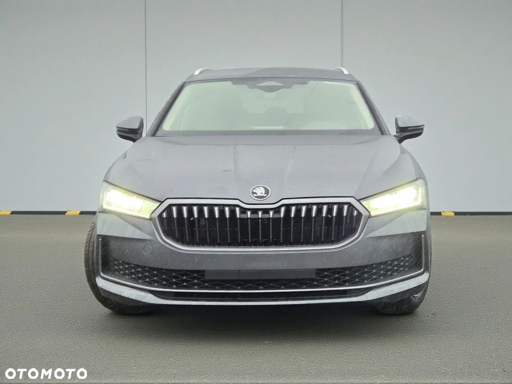 Skoda Superb 2.0 TDI SCR Edition 130 DSG - 4