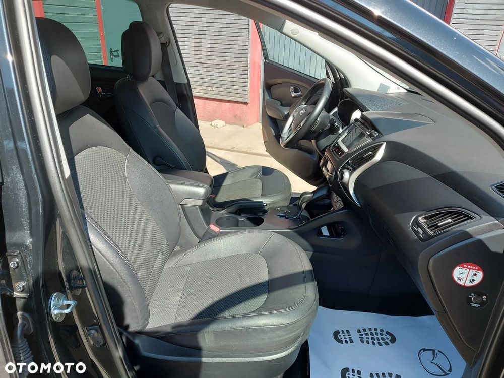 Hyundai ix35 2.0 CRDi 4WD Automatik Premium - 19