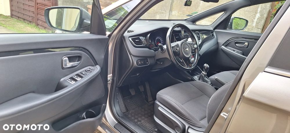 Kia Carens 1.6 GDI L 7os - 7