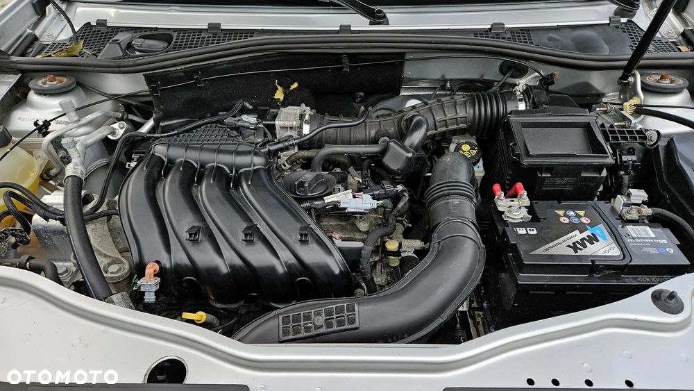 Dacia Duster 1.6 SCe Prestige - 39