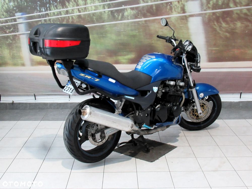 Kawasaki ZR - 6