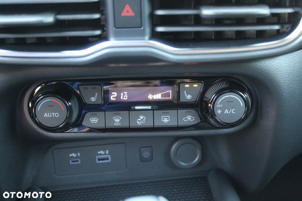 Nissan Juke 1.0 DIG-T N-Connecta DCT - 15