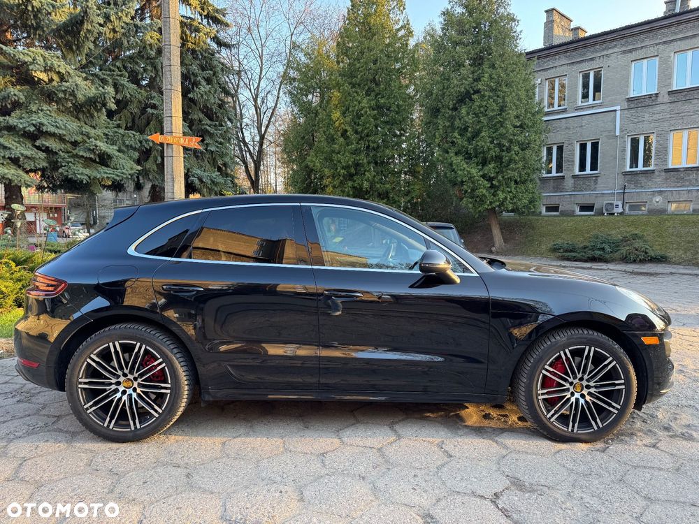Porsche Macan Turbo PDK - 3