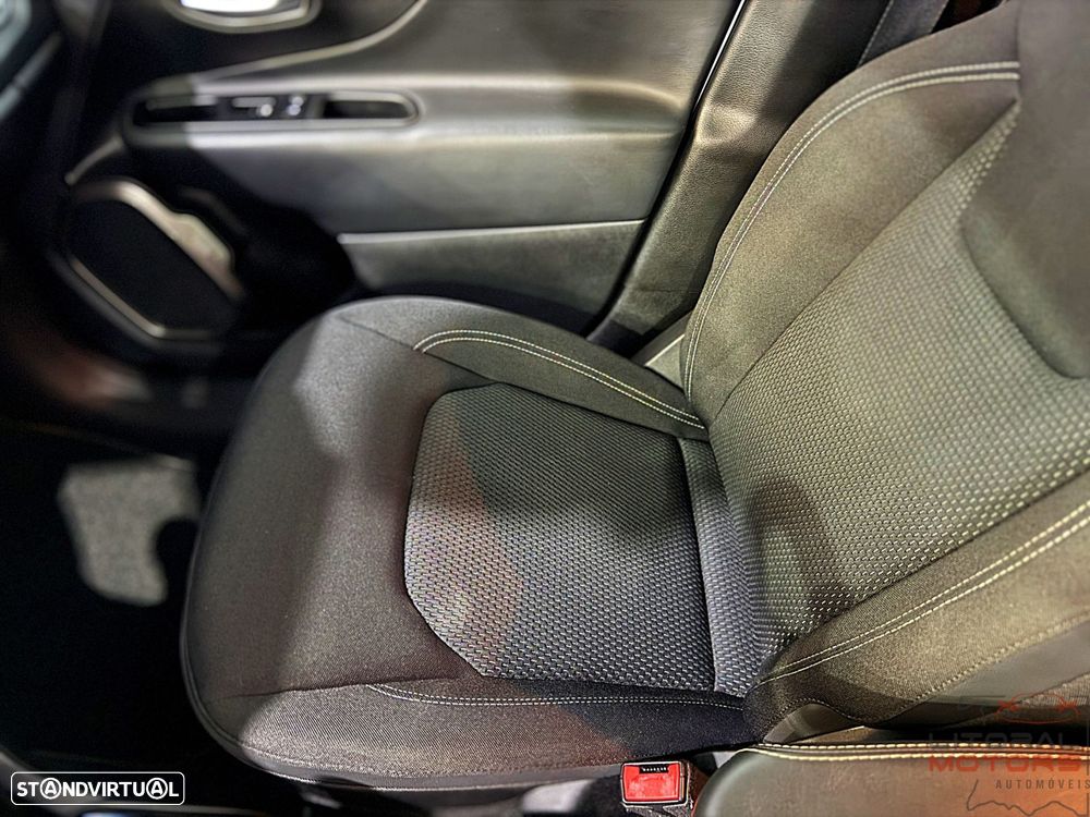 Jeep Renegade 1.0 T Limited - 20