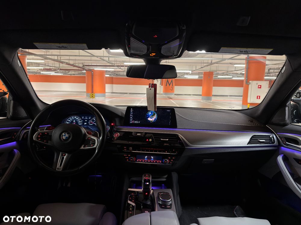 BMW M5 Competition - 12