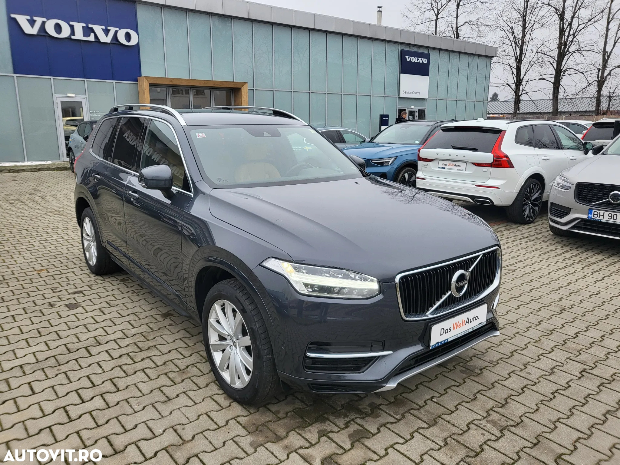 Volvo XC 90 D5 AWD Momentum - 5