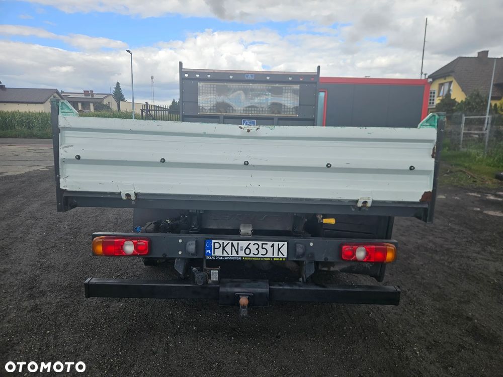 Mitsubishi Fuso - 4