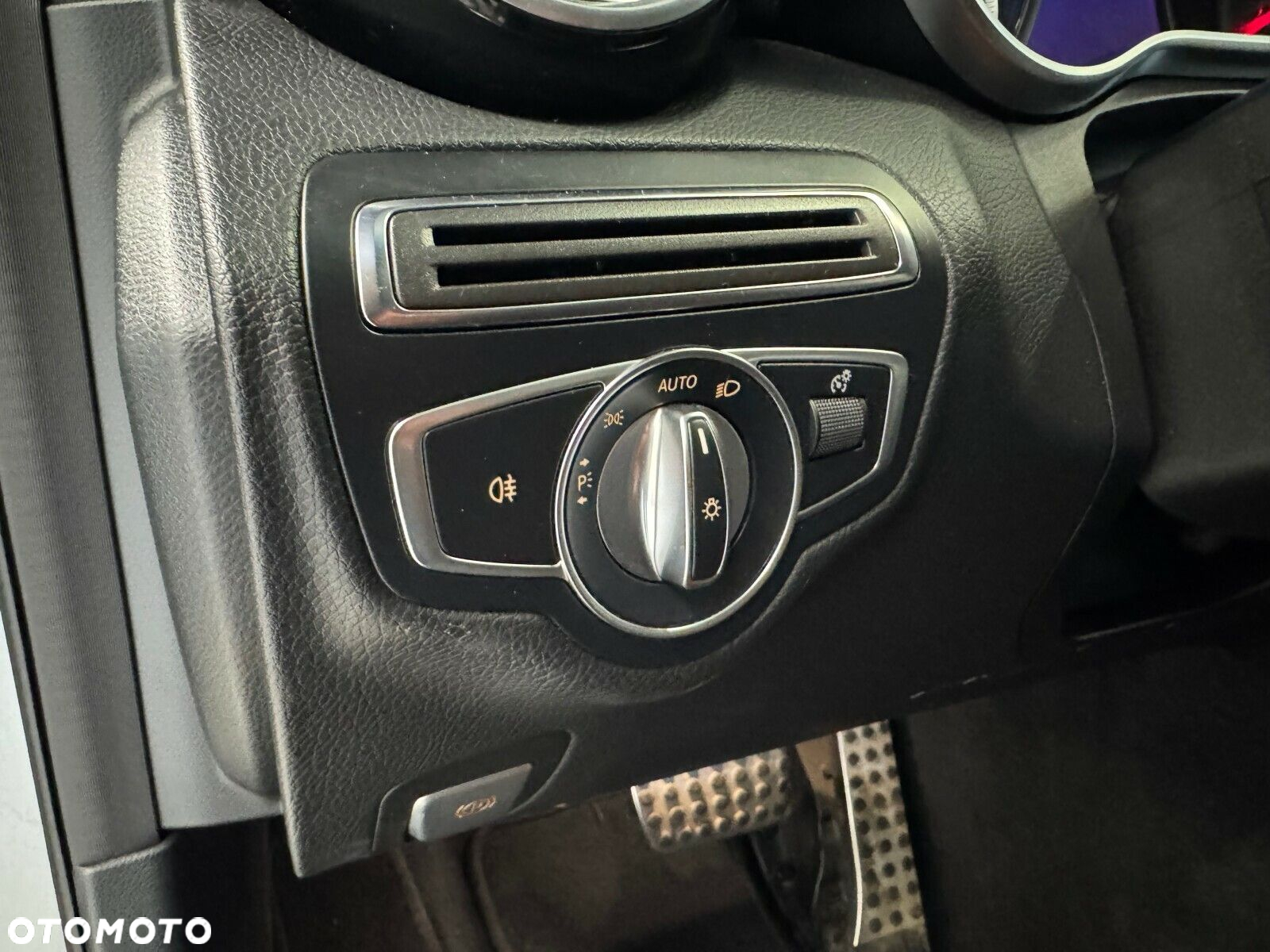 Mercedes-Benz Klasa C 200 4-Matic 7G-TRONIC - 21
