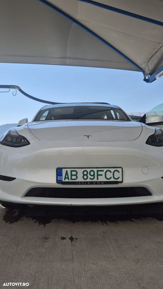 TESLA Model Y 2023 — imagine 7
