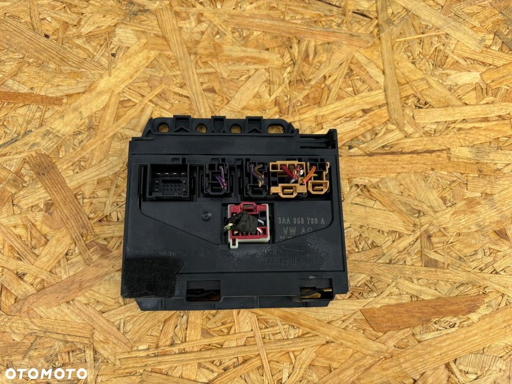 VW PASSAT B7 CC MODUŁ STEROWNIK KESSY 3AA 959 799 A - 1