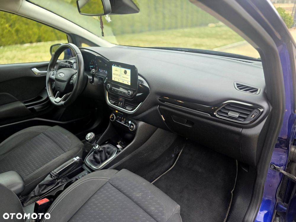 Ford Fiesta 1.0 EcoBoost S&S COOL&CONNECT - 11