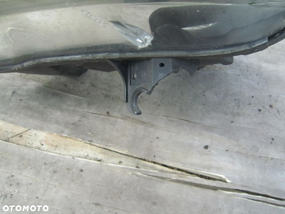 Lampa przód przednia lewa VW Golf V 1K6941005Q - 5