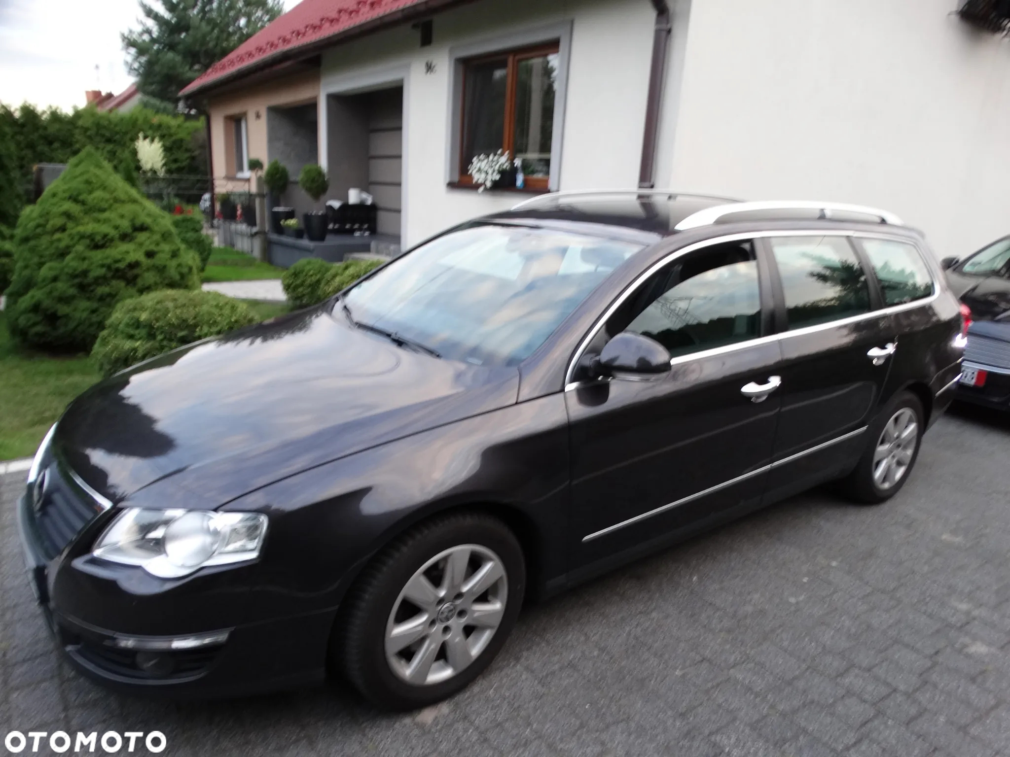 Volkswagen Passat - 4