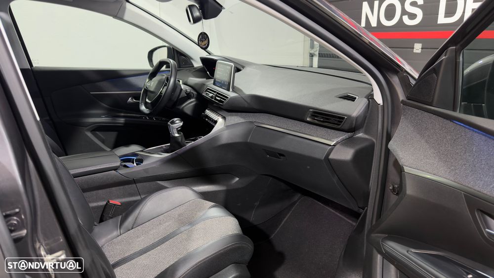 Peugeot 5008 PureTech 130 Stop & Start Crossway - 14