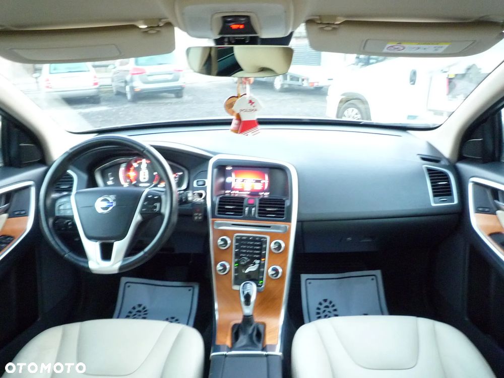 Volvo XC 60 D3 Drive-E Summum - 17