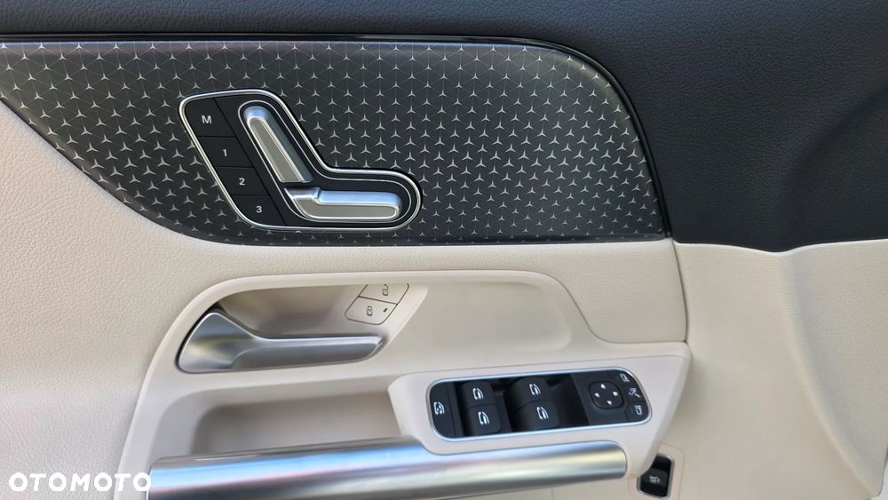 Mercedes-Benz GLA 250 4Matic 8G-DCT Edition 1 - 25