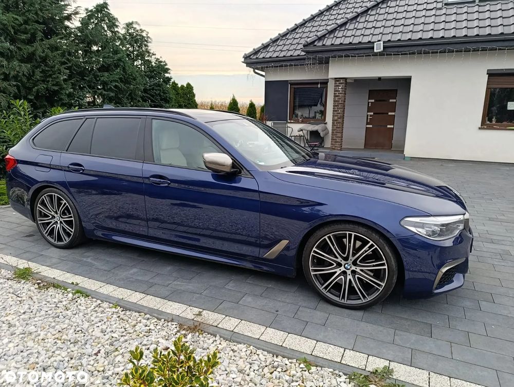 BMW Seria 5 M550d xDrive Touring - 10