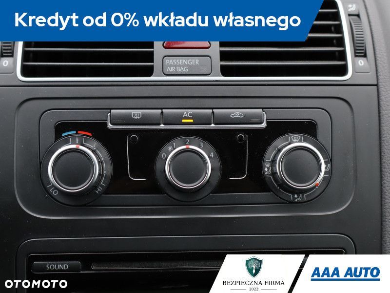 Volkswagen Touran - 13