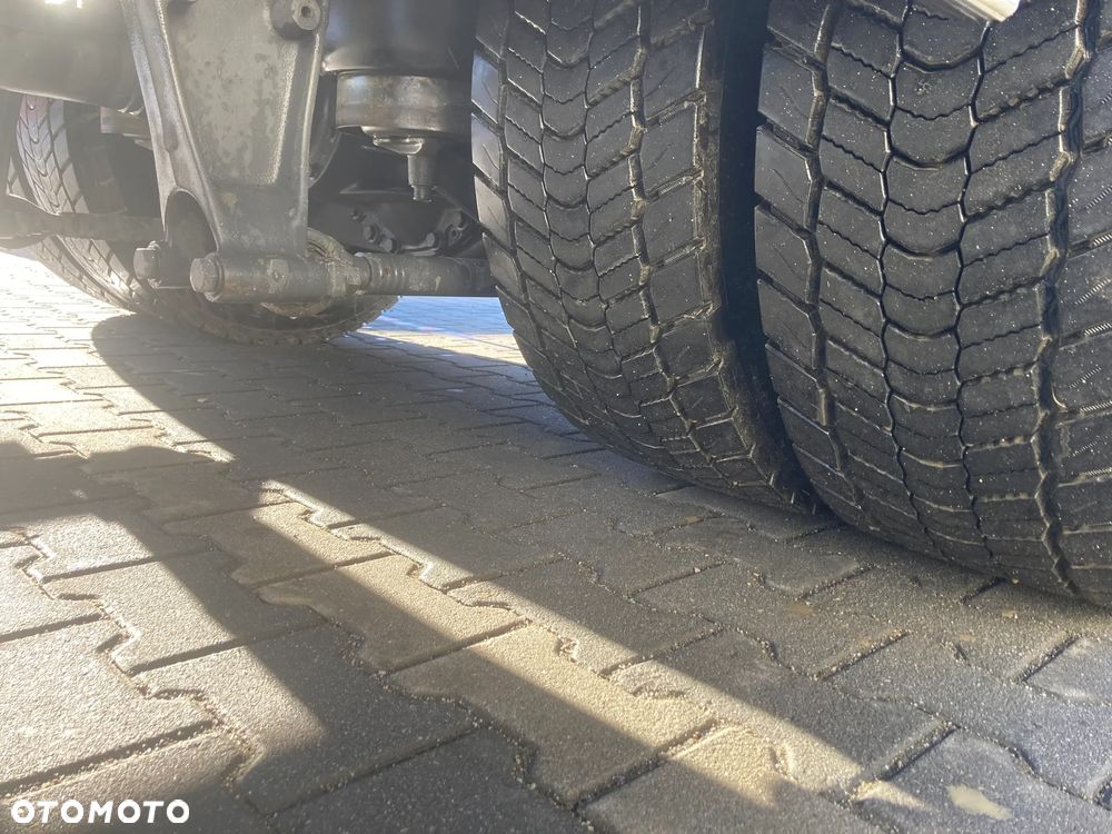 DAF Daf LF 18.280 chłodnia izoterma 22 palety - 4