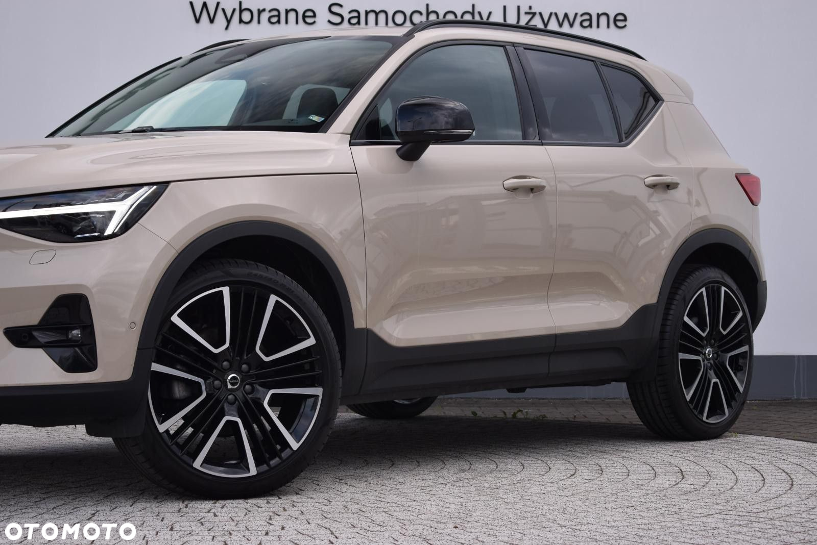 Volvo XC 40 - 5