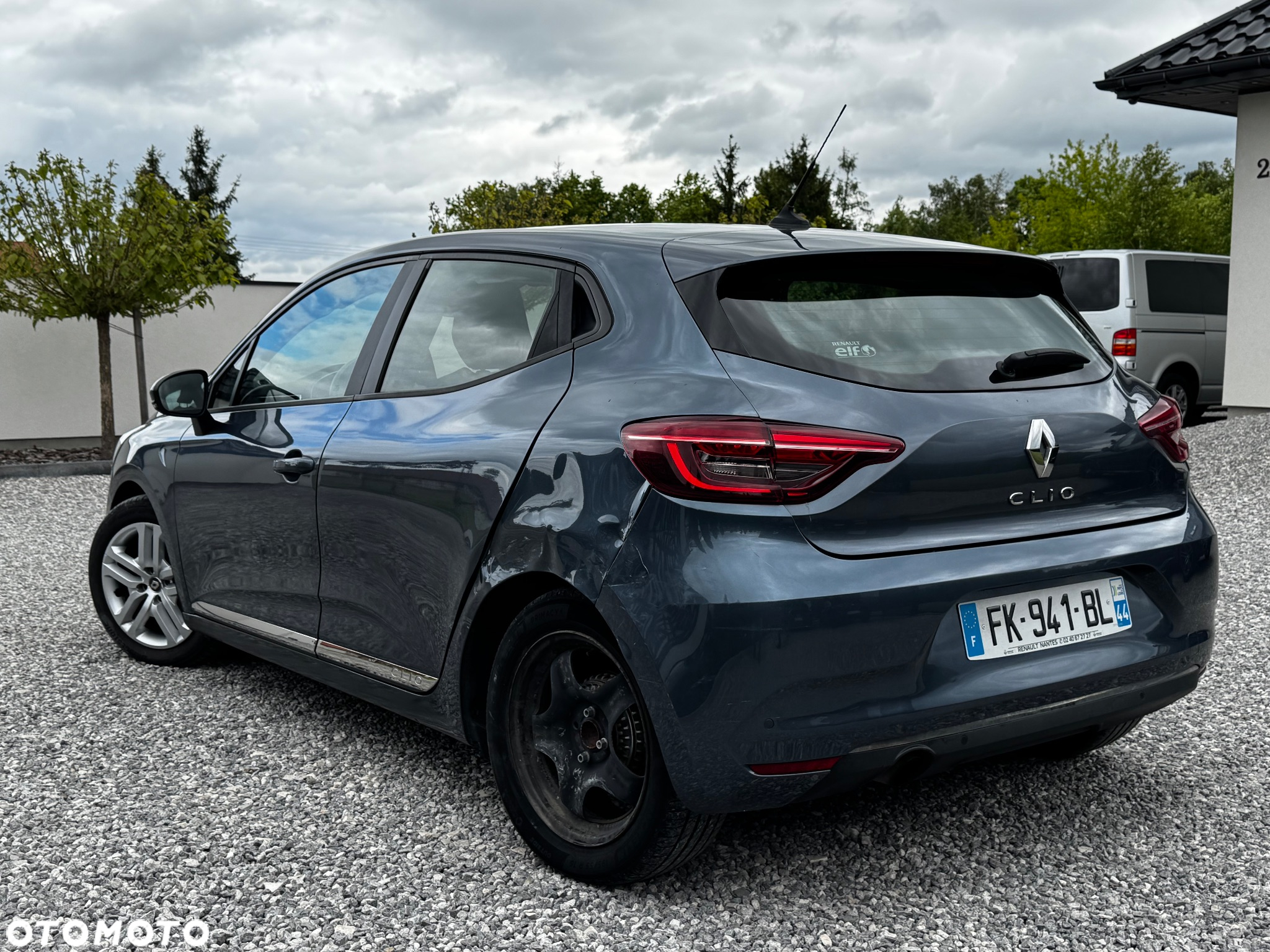 Renault Clio BLUE dCi 85 EXPERIENCE - 4
