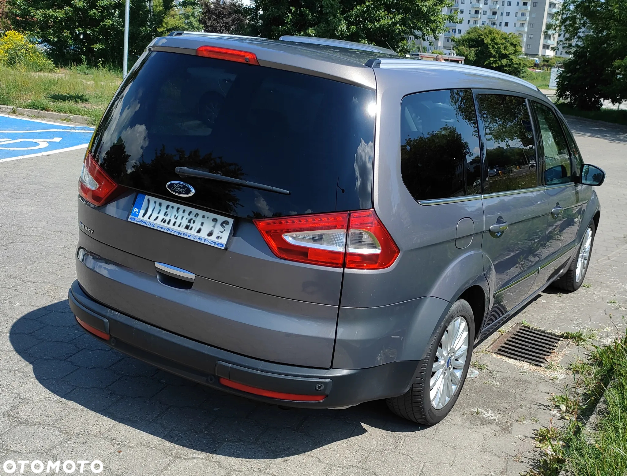 Ford Galaxy - 7