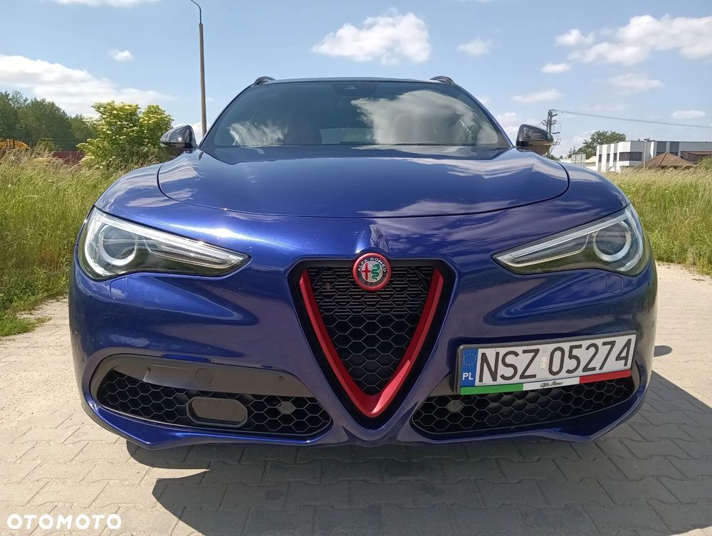 Alfa Romeo Stelvio 2.0 Turbo TI Q4 - 9