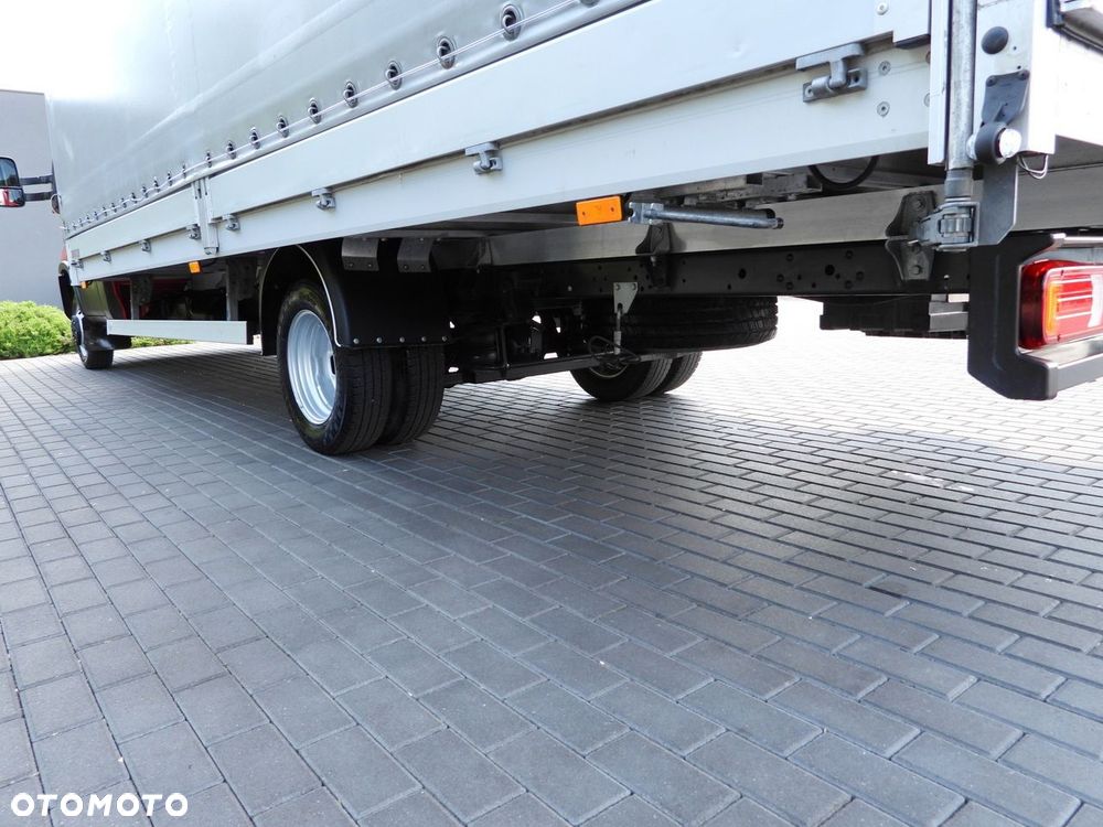 Iveco DAILY 50C18 PLANDEKA 11 PALET TEMPOMAT NAWIGACJA LEDY PNEUMATYKA BLIŹNIACZE KOŁA KLIMATYZACJA  180KM - 18