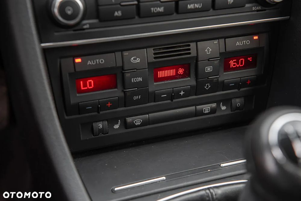 Audi A4 Limousine - 19