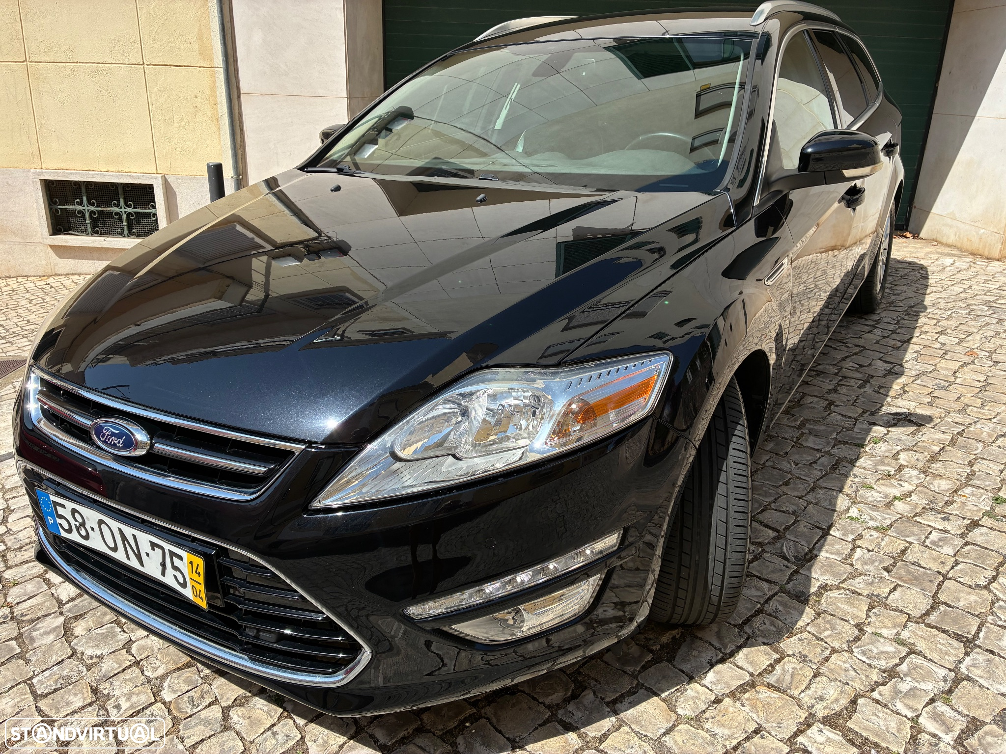 Ford Mondeo SW 1.6 TDCi Titanium Business - 32