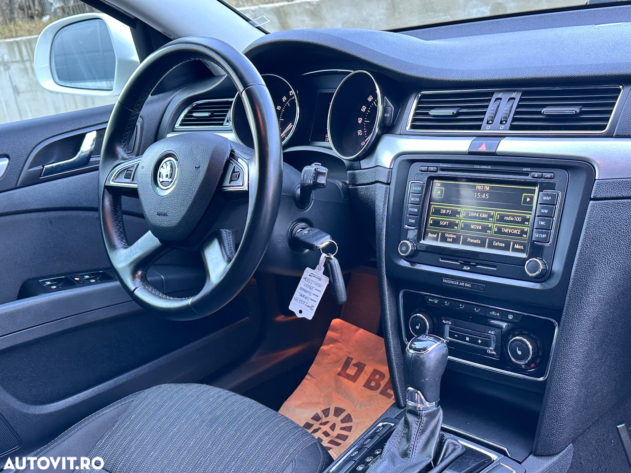 Skoda Superb Combi 2.0 TDI DSG Ambition - 7