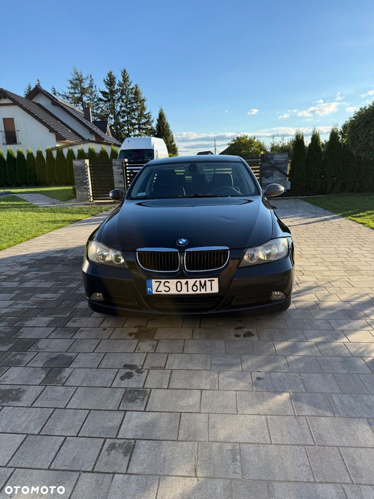 BMW Seria 3 318i - 2