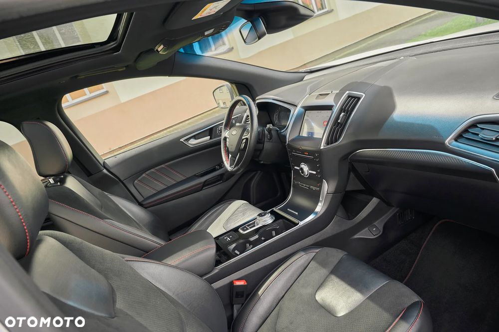 Ford Edge 2.0 EcoBlue Twin-Turbo 4WD ST-Line - 25
