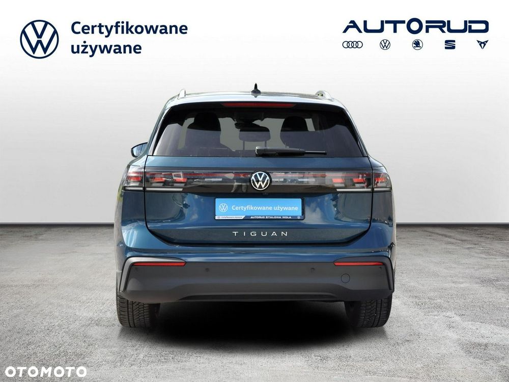Volkswagen Tiguan - 4