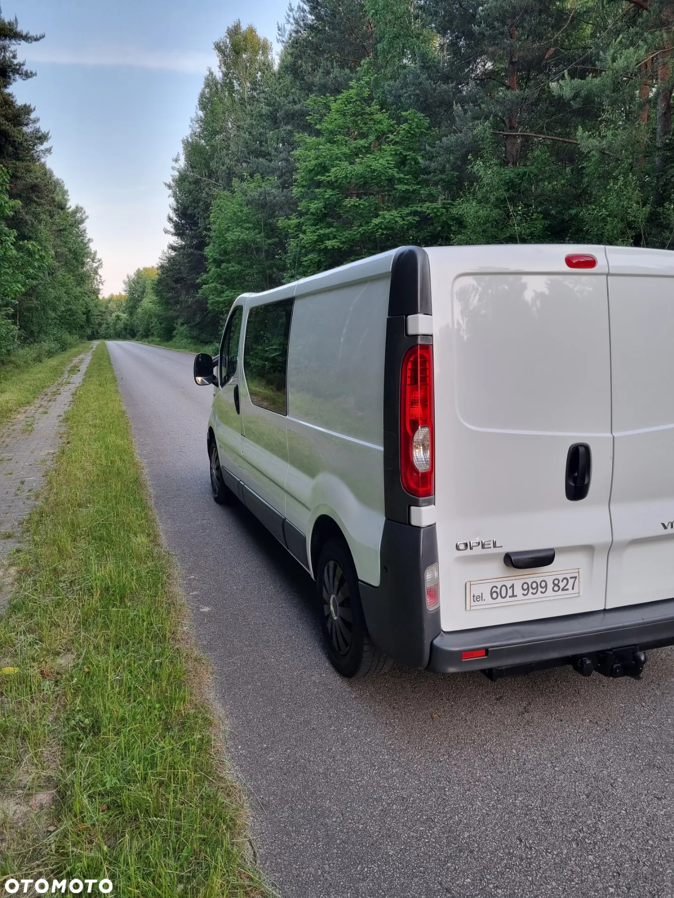 Opel Vivaro - 2