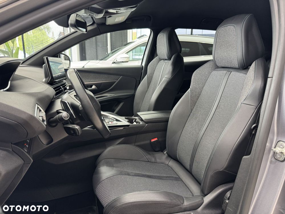 Peugeot 3008 1.6 PureTech Hybrid PHEV Allure Pack S&S EAT8 - 10