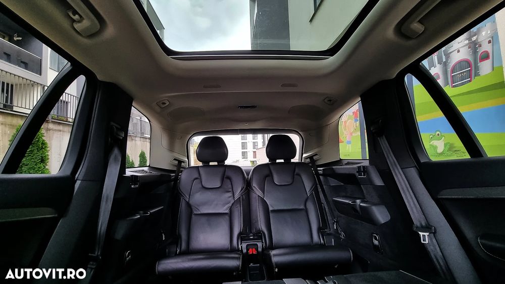 Volvo XC 90 D5 AWD Geartronic Inscription - 9