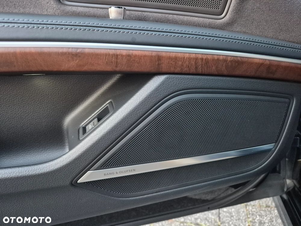 Audi A8 L 55 TFSI quattro tiptronic - 13
