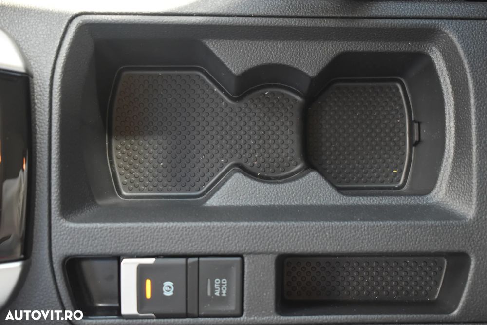 Volkswagen T-ROC 1.5 TSI DSG Advanced - 24