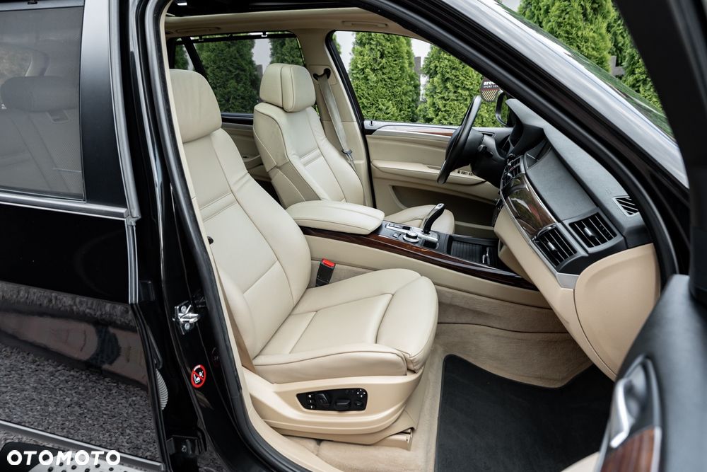 BMW X5 xDrive30d - 26