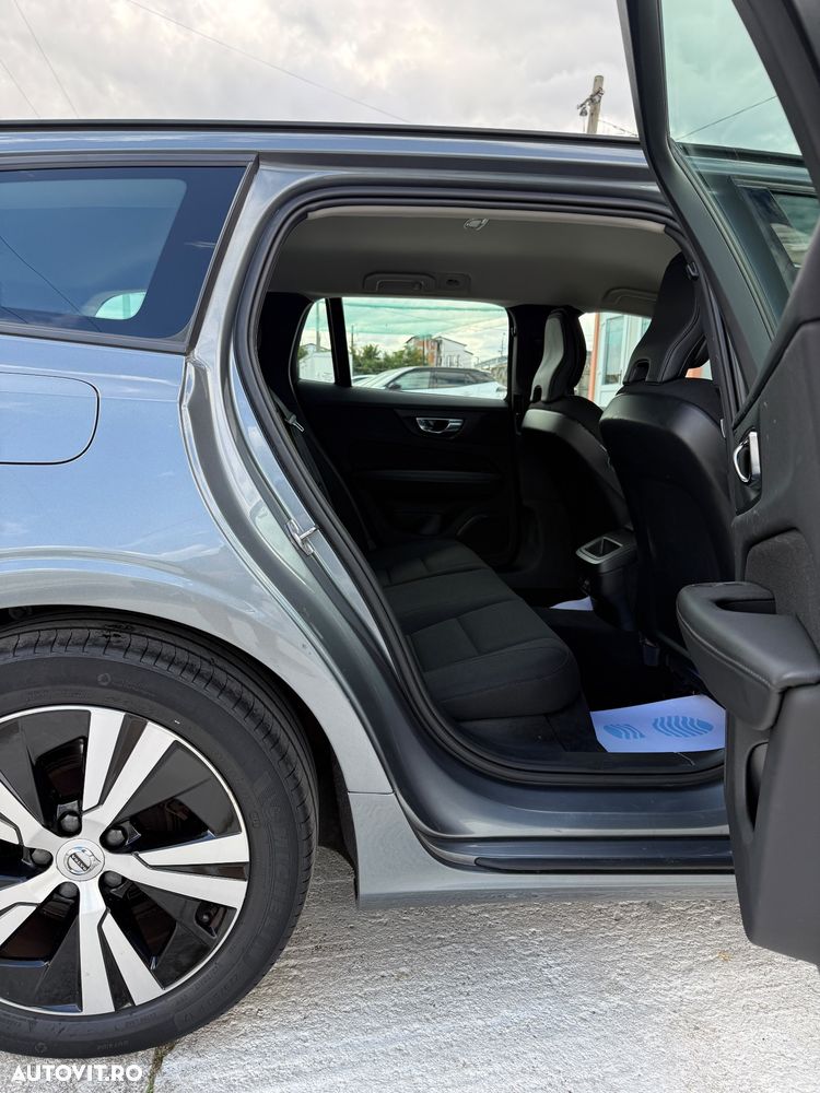 Volvo V60 B3 B Geartronic Momentum Pro - 20